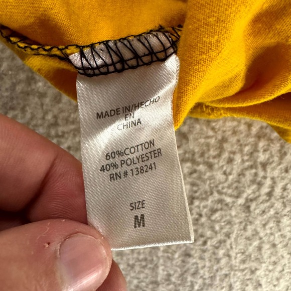 New‎ Orleans French Quarter Adult Medium Yellow Black Cotton Spirt Jersey Comfy - Picture 9 of 12